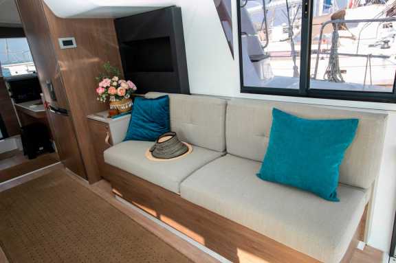 Image of Kos 42.6 yacht #11