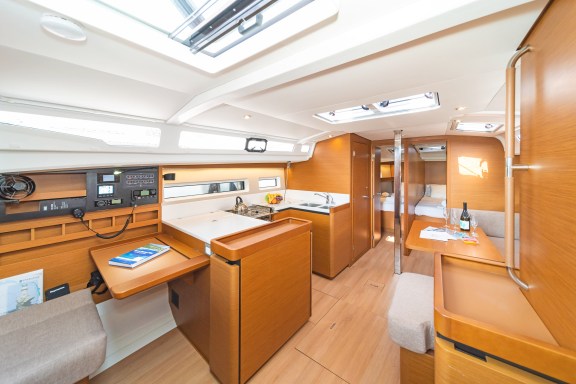 Image of Esperos yacht #12