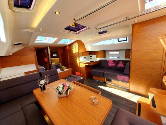 Image of Suzy yacht #8