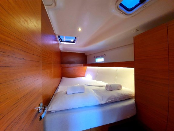 Image of Suzy yacht #11