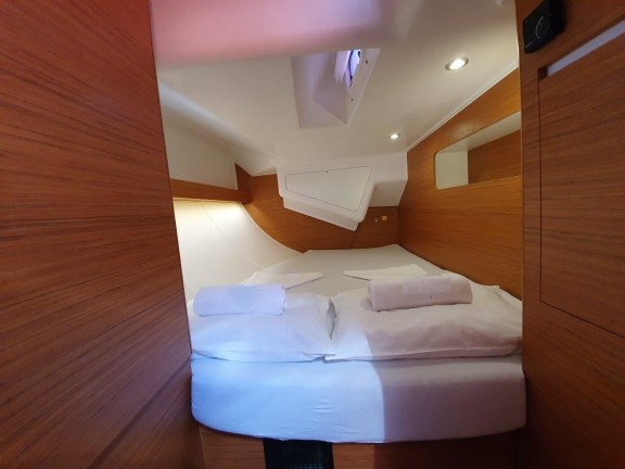 Image of Suzy yacht #12