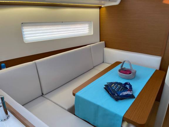 Image of Just Happy yacht #6