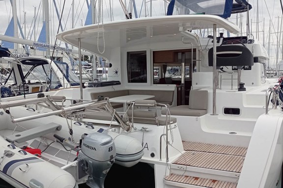 Image of Manta yacht #3