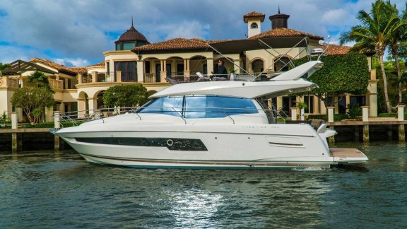 Image of Prestige 460 yacht #4