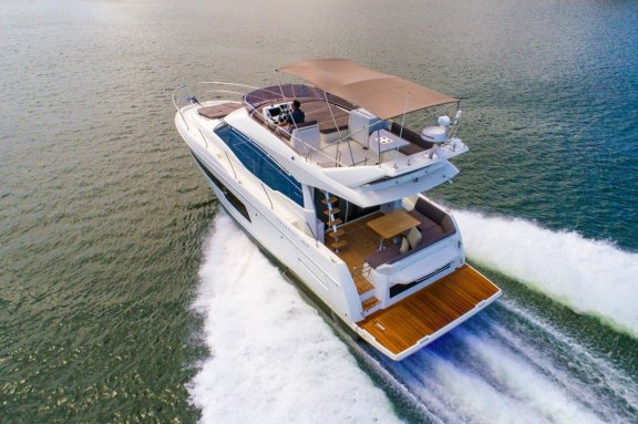 Image of Prestige 460 yacht #3