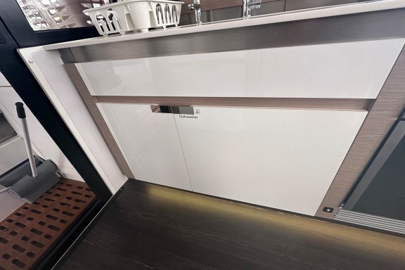 Image of Endless Summer yacht #23