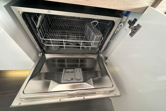 Image of Endless Summer yacht #24