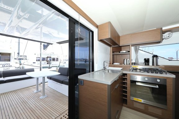 Image of High Life yacht #14