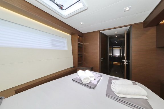 Image of High Life yacht #19