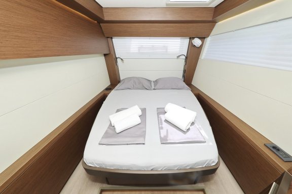 Image of High Life yacht #17