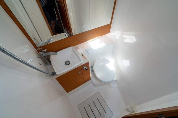 Image of MAËLYS yacht #13