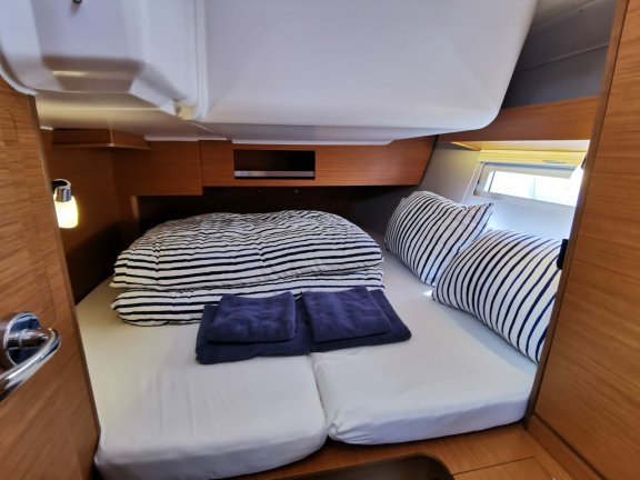 Image of Antares yacht #19