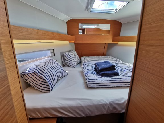 Image of Antares yacht #23