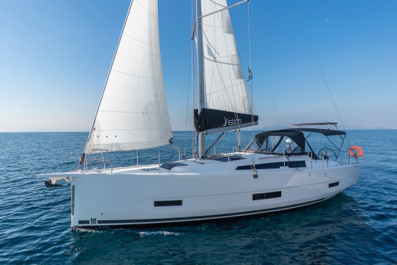 Image of Agnes yacht #13