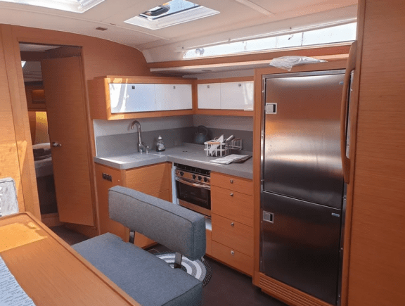 Image of Emphasis yacht #4