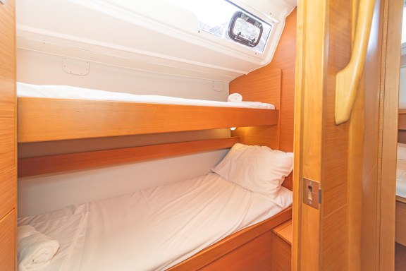 Image of Hierax yacht #6