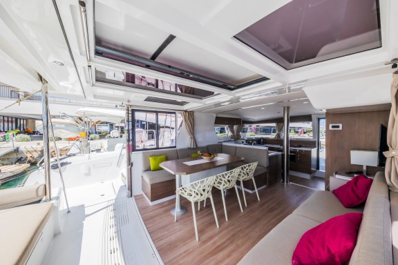 Image of Liesbeth yacht #18