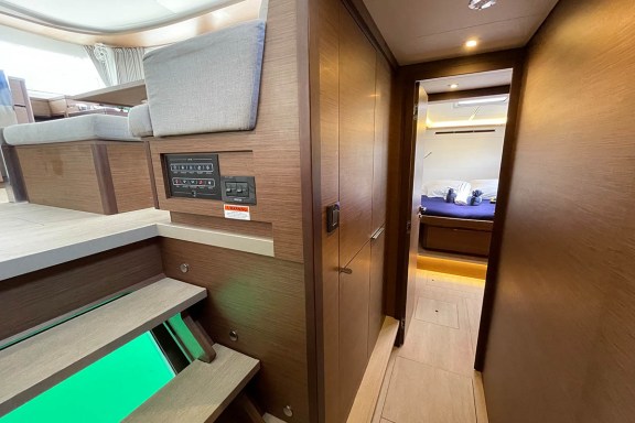 Image of Sand Dollar yacht #20