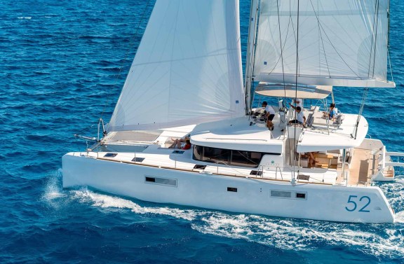 Image of Queen of Hearts yacht #11