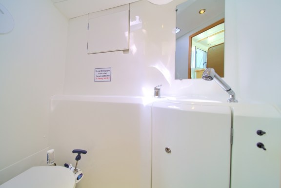 Image of Atenea yacht #25