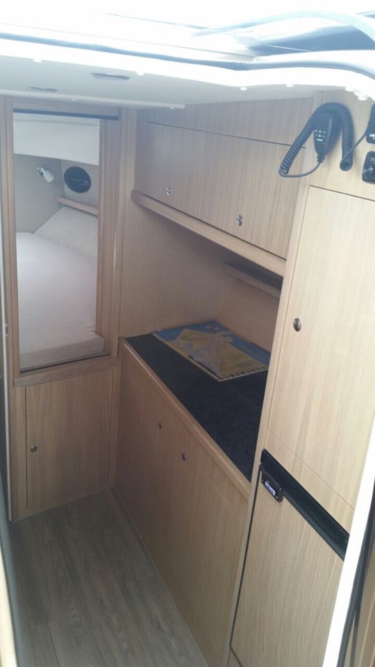 Image of Laura III yacht #10