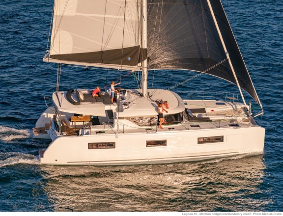 Image of Pepe (crewed) yacht #5