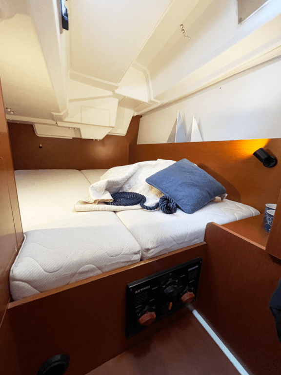 Image of Caroline yacht #7