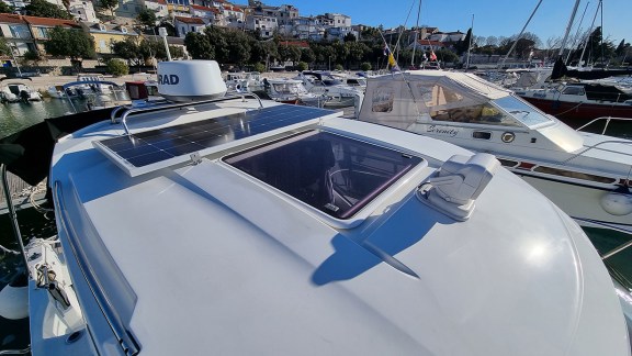 Image of Nixi yacht #8