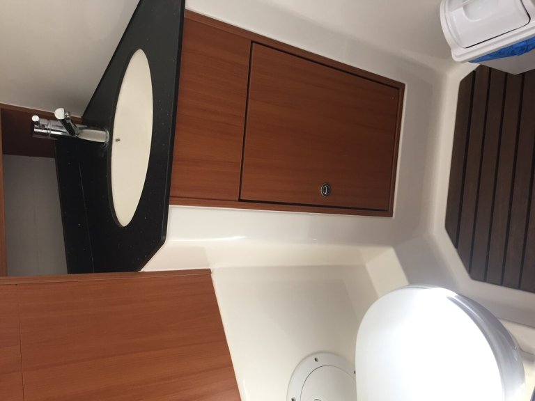 Image of Aura 1 yacht #11