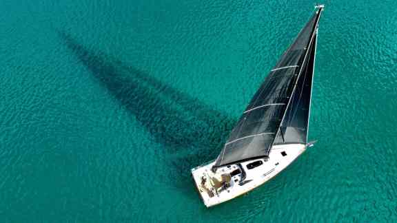 Image of Iron Man yacht #3