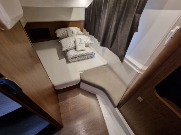 Image of Queen Korina yacht #15