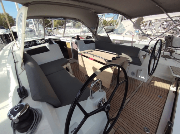 Image of La Mer yacht #5