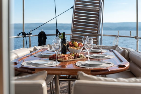 Image of Trebenna yacht #16