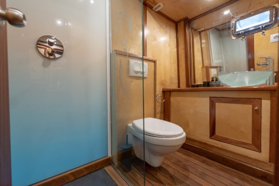 Image of Trebenna yacht #36