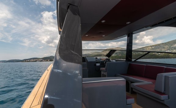 Image of Colnago 33 JG yacht #9