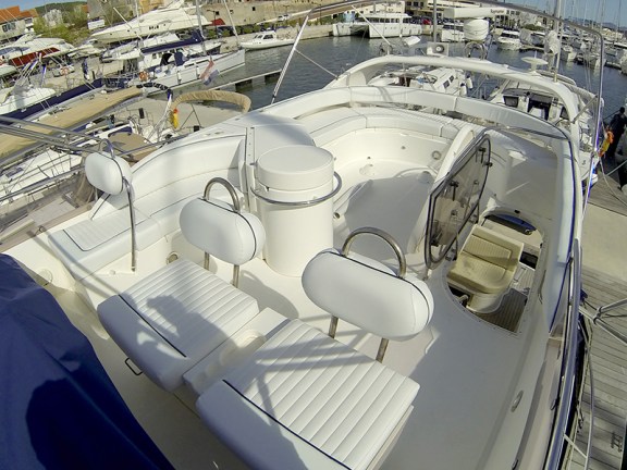 Image of Luna IV yacht #10
