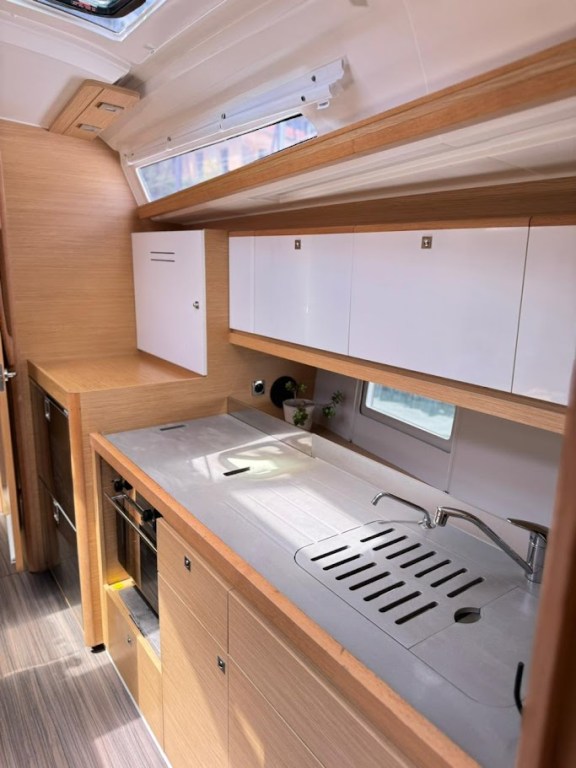 Image of Theodora yacht #7