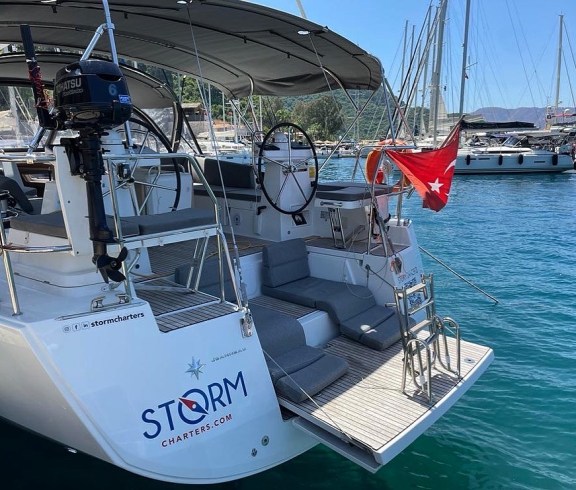 Image of Storm Dancer II yacht #3