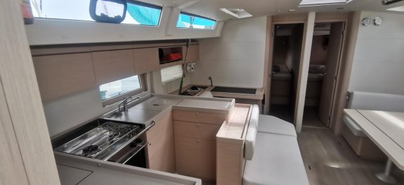 Image of Living in sea yacht #5