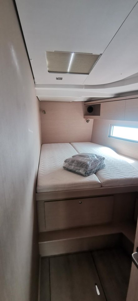 Image of Living in sea yacht #6