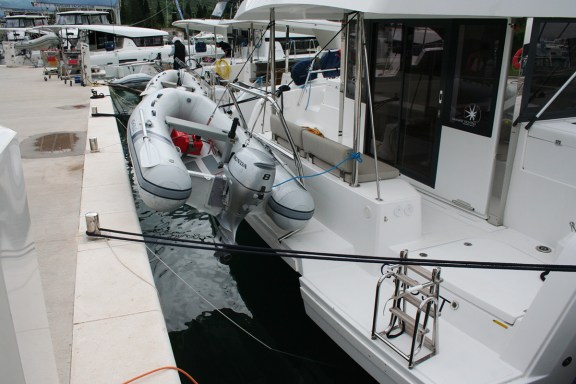 Image of Ghost yacht #4