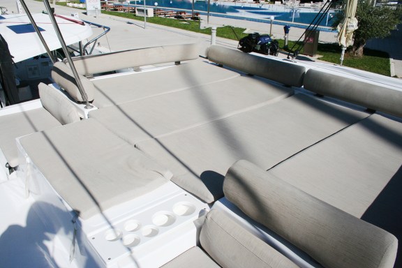 Image of Ghost yacht #12