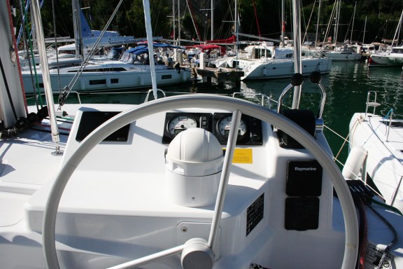 Image of Ghost yacht #14