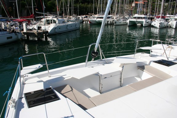 Image of Ghost yacht #17