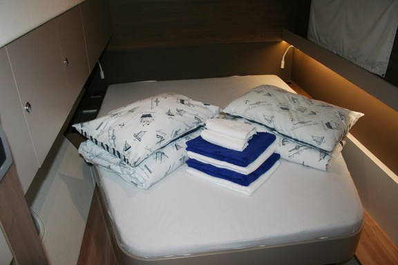 Image of Ghost yacht #28