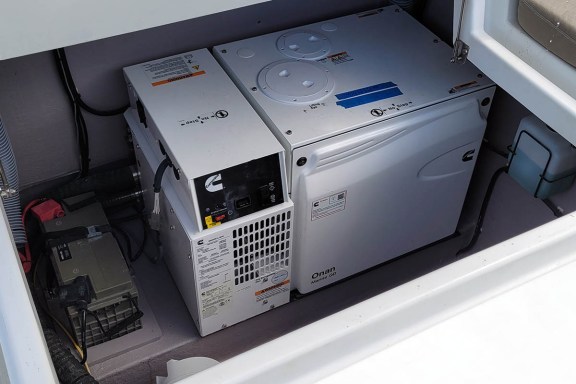 Image of Cat Tales yacht #27