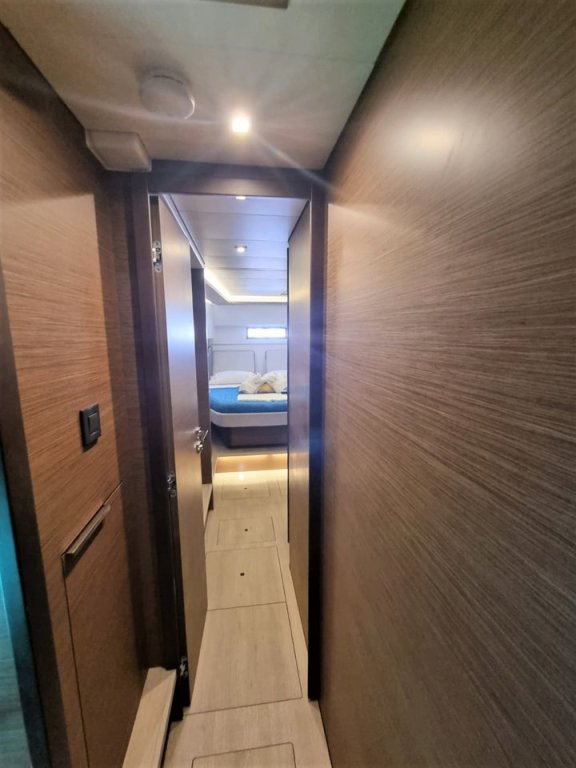 Image of Free Bird II yacht #14