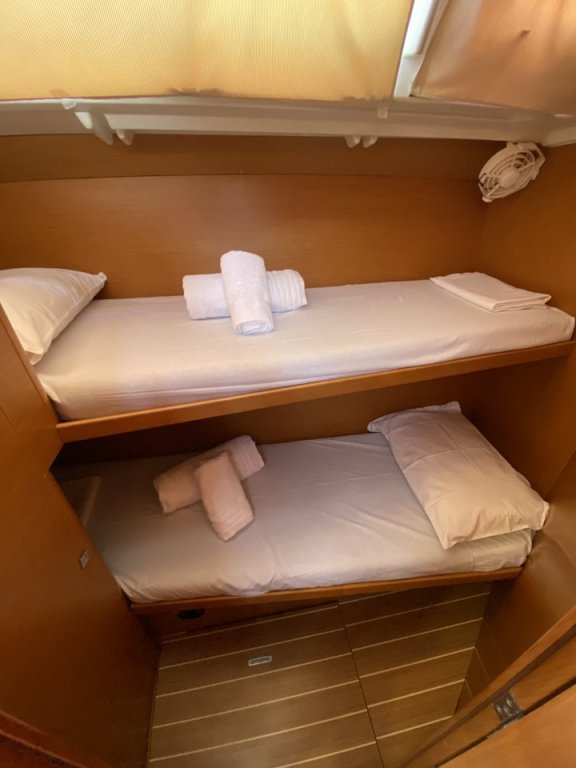 Image of Christianna 12 yacht #17