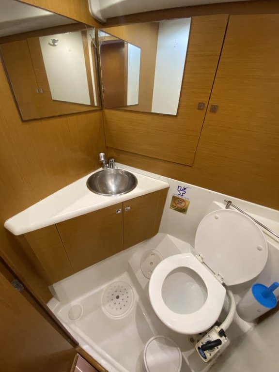 Image of Christianna 12 yacht #20