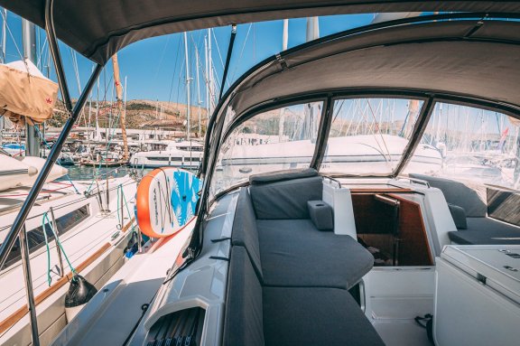 Image of Cielito Lindo yacht #6